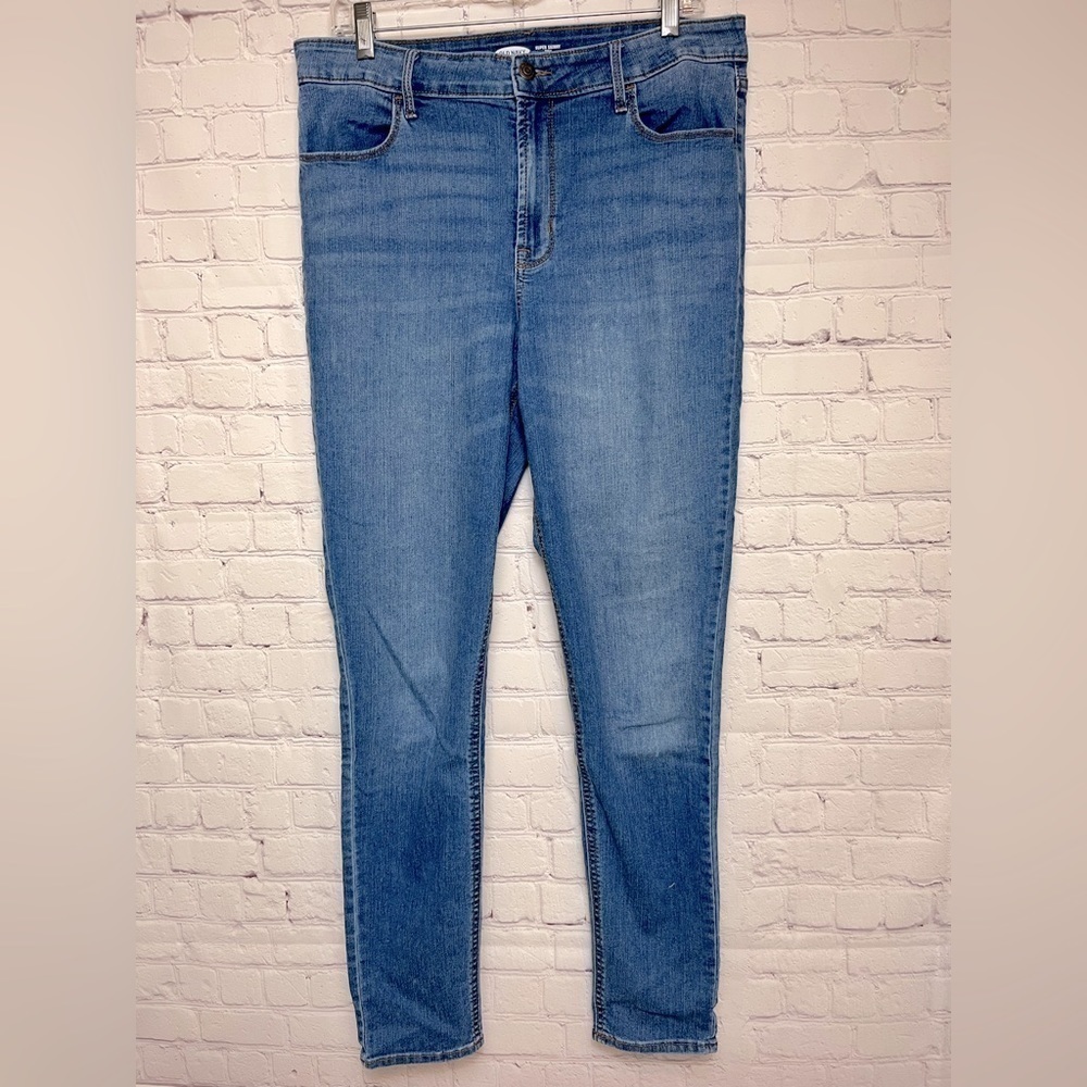 Old Navy High-Waisted Wow Super-Skinny Ankle Jeans